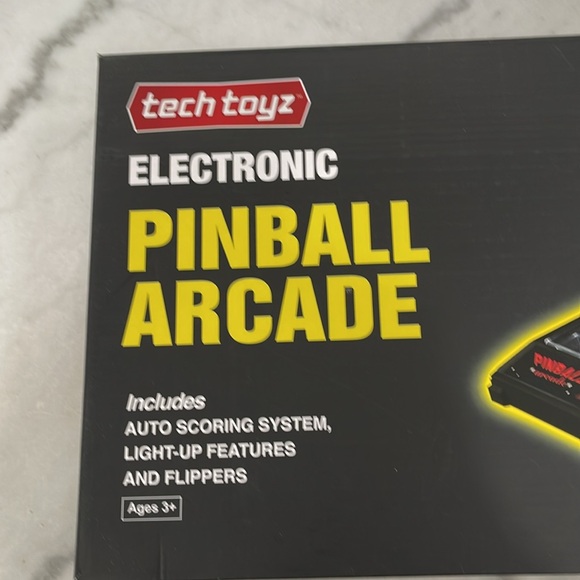 Electronic Table Top Pinball Game - Picture 2 of 5
